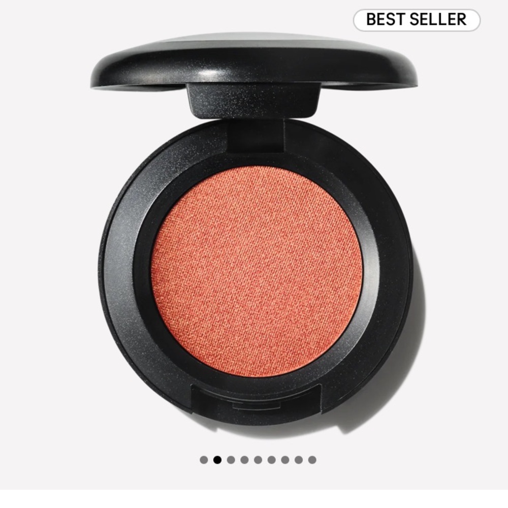 MAC Eyeshadow -Expensive Pink - Picture 5 of 6